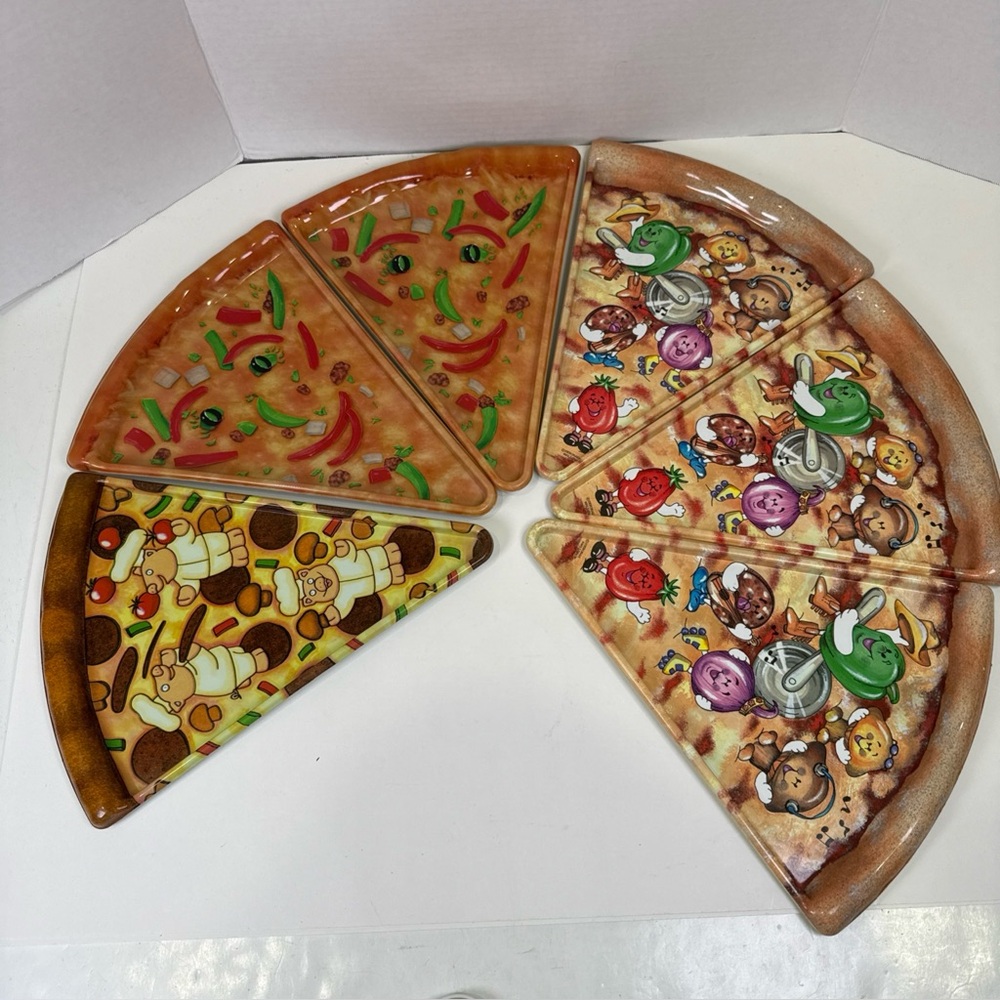 Lot Of 6 VTG Deborah Mallow Pizza Slice Party Plates Pigs Vegetables Face